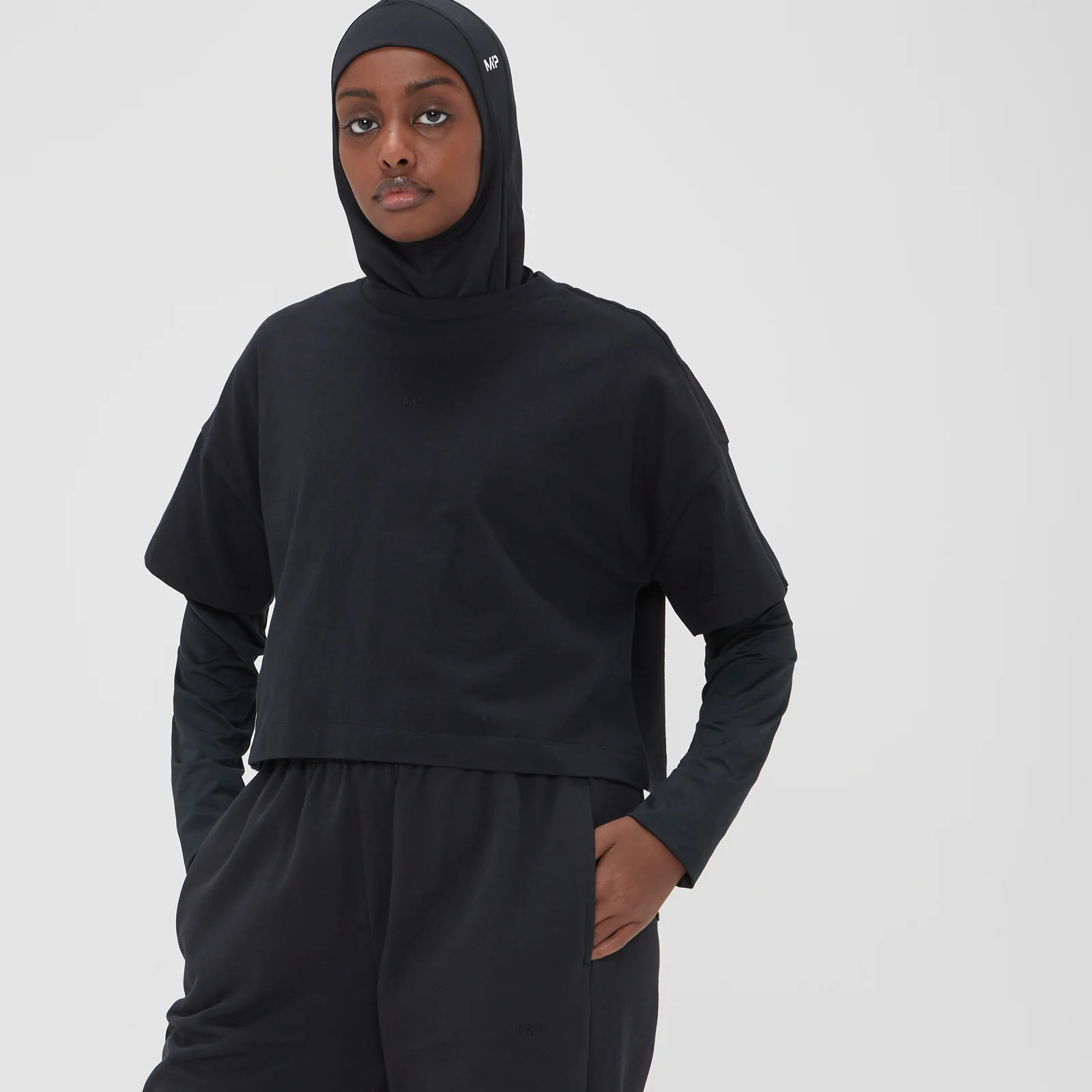 MP ženska podrezana Adapt majica - crna boja - XXS Slika 1