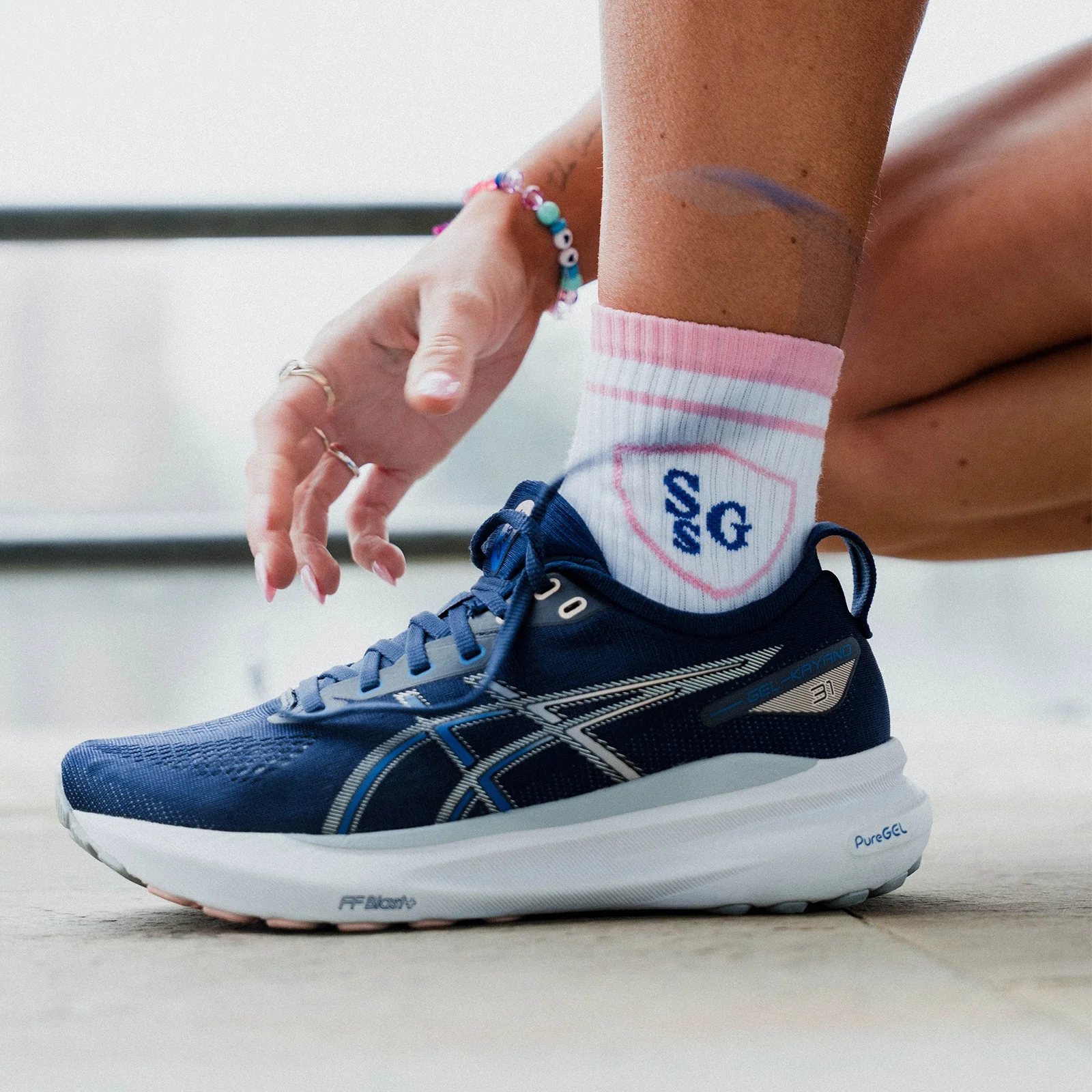 MP Strong Girl Society Crew čarape (1 kom) - bijele - UK 2-5 Slika 1