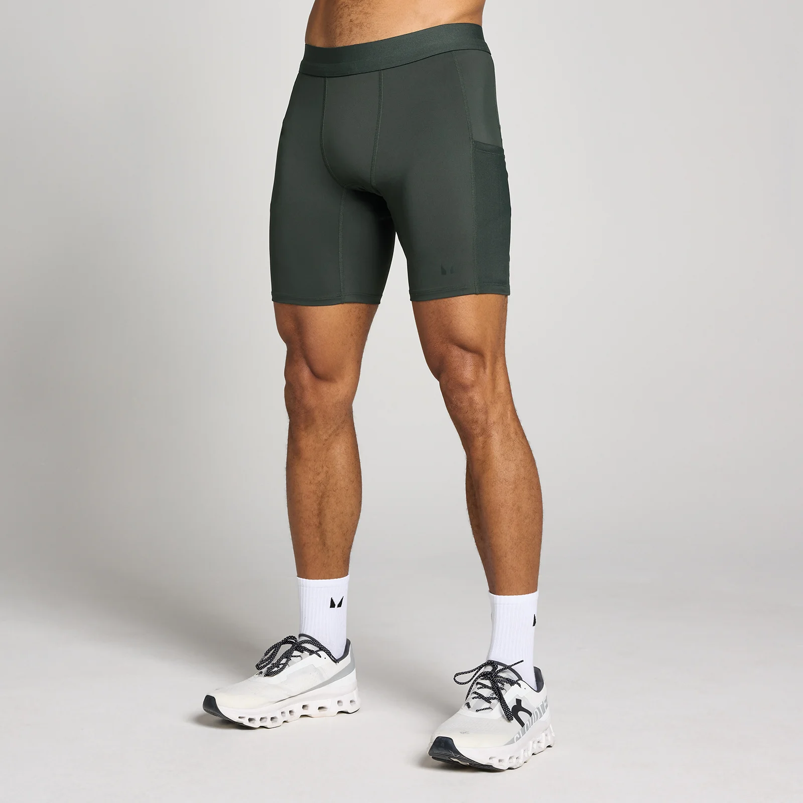Muške MP Hybrid Pocket Half Tight - Oprana crna - XS Slika 1